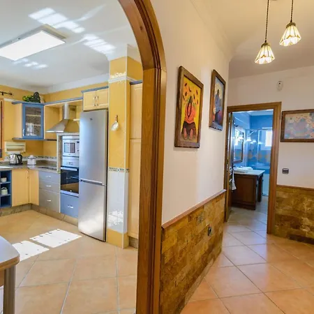 Holiday home Zambrana *